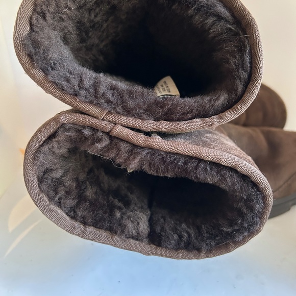 UGG Australia Womens Ultimate Short 5275 Boots US 8 Chocolate - Picture 7 of 8